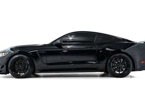 Used 2018 Ford Mustang Shelby GT350 w/ Convenience Package image 9