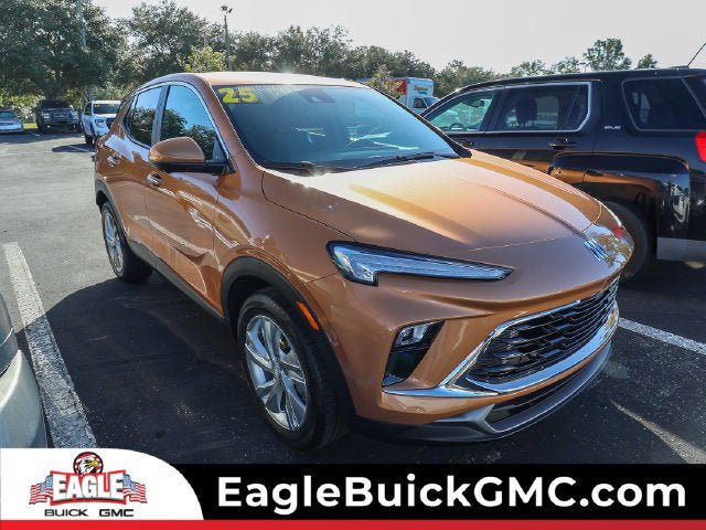 Used 2025 Buick Encore GX Preferred w/ Advanced Technology Package FWD image 1