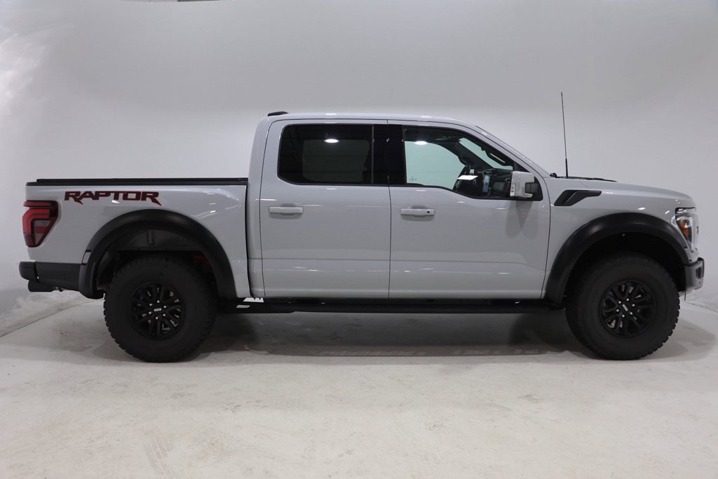 Used 2026 Ford F150 Raptor AWD/4WD image 12