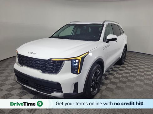 Used 2024 Kia Sorento S FWD image 1