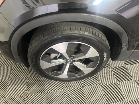Used 2025 Volvo XC40 B5 Plus AWD/4WD image 41