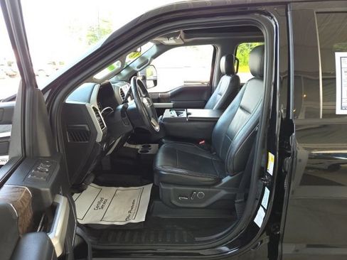 Used 2018 Ford F350 Lariat w/ Lariat Ultimate Package AWD/4WD image 25