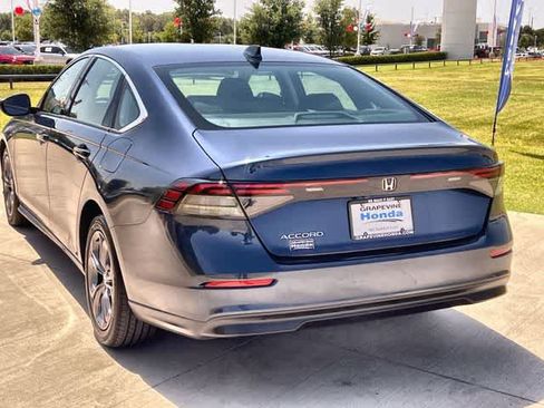 Used 2023 Honda Accord EX image 5