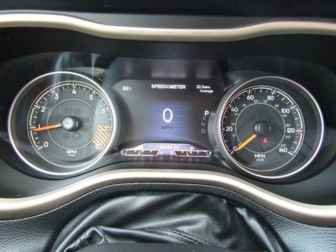 Used 2015 Jeep Cherokee Limited AWD/4WD image 12