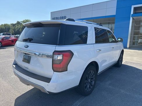 Used 2021 Ford Expedition Limited AWD/4WD image 6