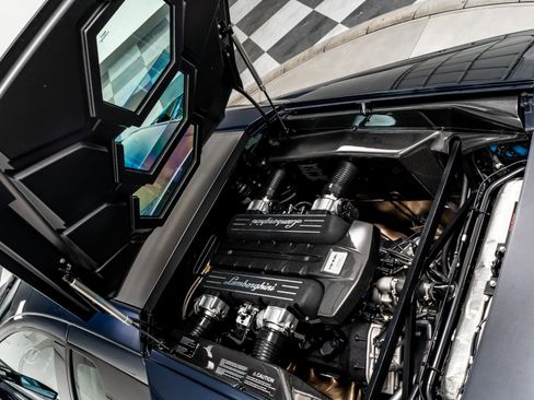 Used 2010 Lamborghini Murcielago LP 670-4 SV image 42