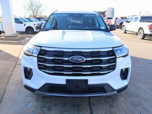 New 2026 Ford Explorer Active w/ Active Comfort Package image 10