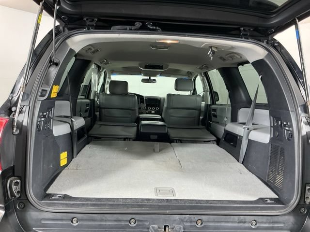 Used 2010 Toyota Sequoia Platinum AWD/4WD image 28