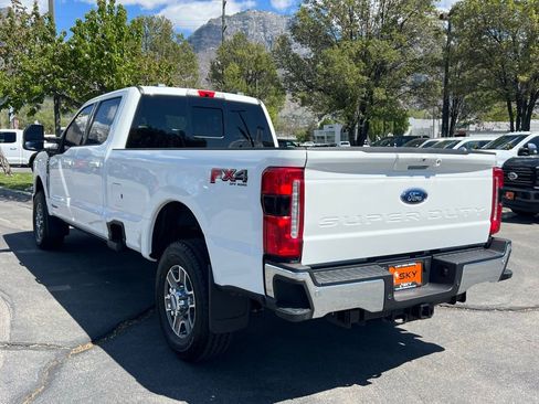 Used 2026 Ford F350 Lariat w/ FX4 Off-Road Package AWD/4WD image 13