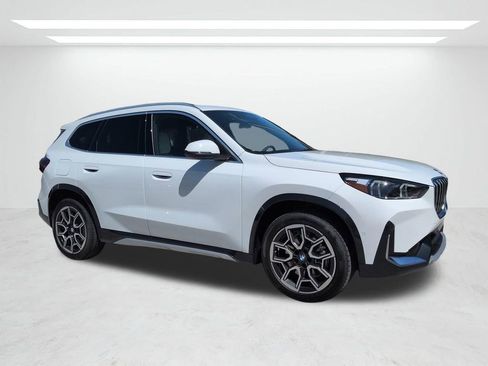 New 2026 BMW X1 xDrive28i w/ Convenience Package AWD/4WD image 2