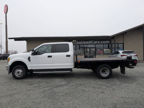 Used 2017 Ford F350 XL w/ Power Equipment Group image 11