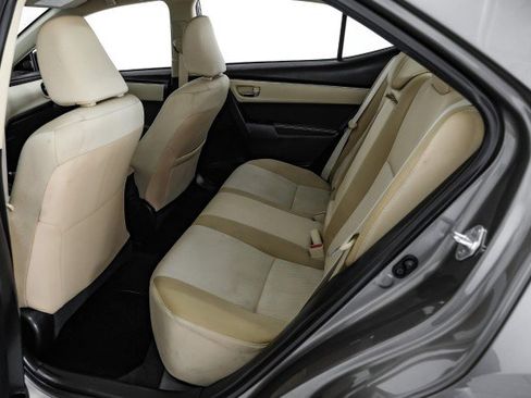 Used 2017 Toyota Corolla LE image 40