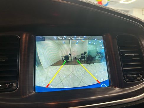 Used 2018 Dodge Charger R/T w/ Plus Group image 33