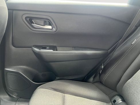 Certified 2025 Nissan Rogue SV AWD/4WD image 15