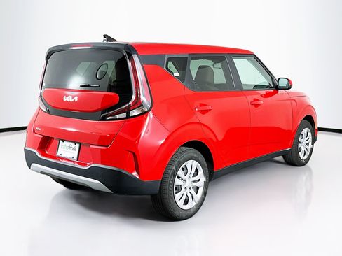 Used 2024 Kia Soul LX FWD image 9