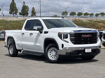 New 2026 GMC Sierra 1500 Pro w/ Pro Value Package