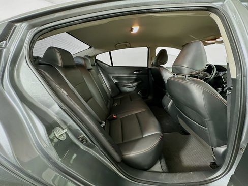 Used 2020 Nissan Altima 2.5 SR FWD image 24