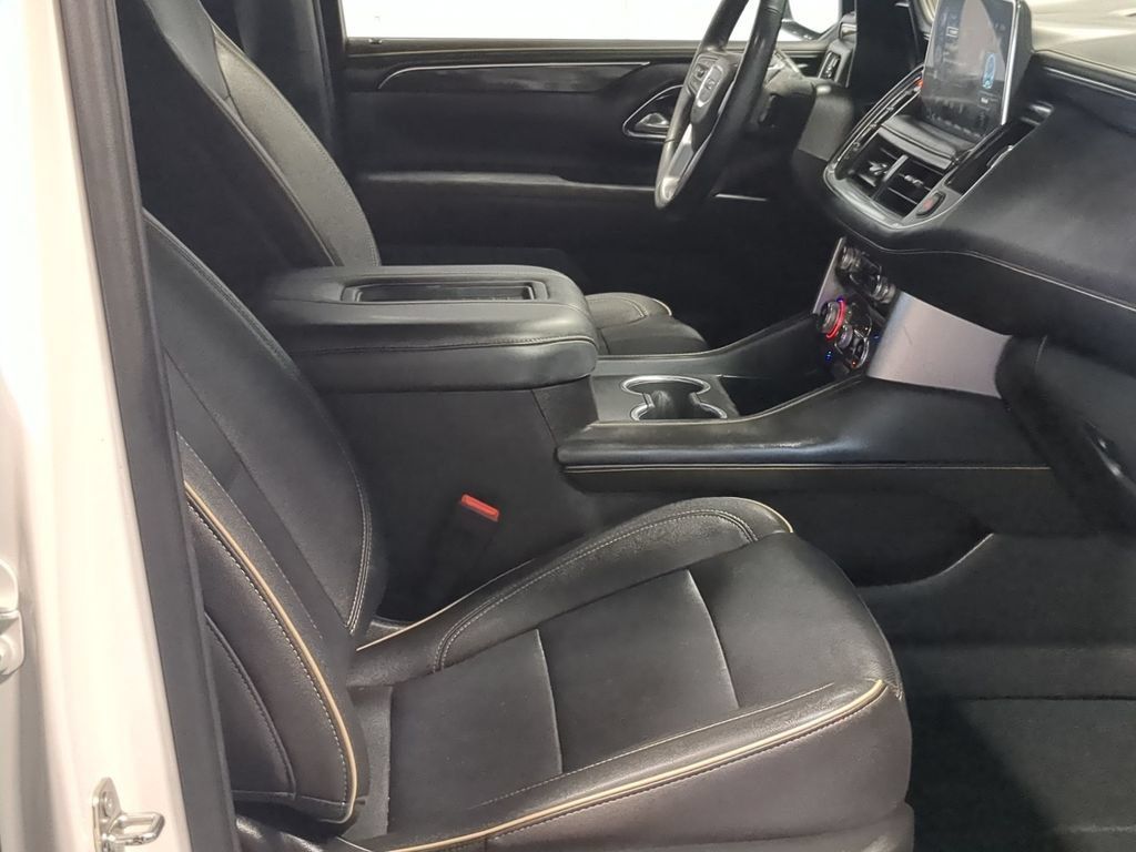 Used 2023 GMC Yukon SLT w/ SLT Premium Package AWD/4WD image 27