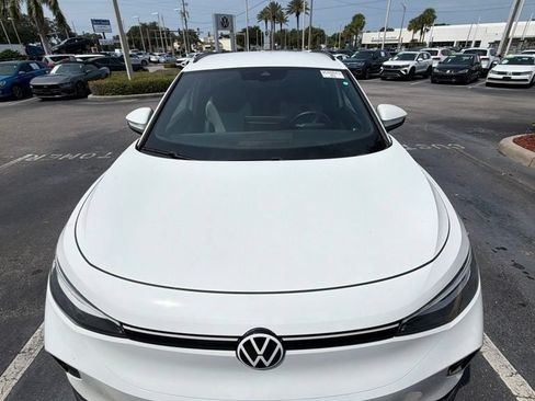 Used 2024 Volkswagen ID.4 2WD image 1