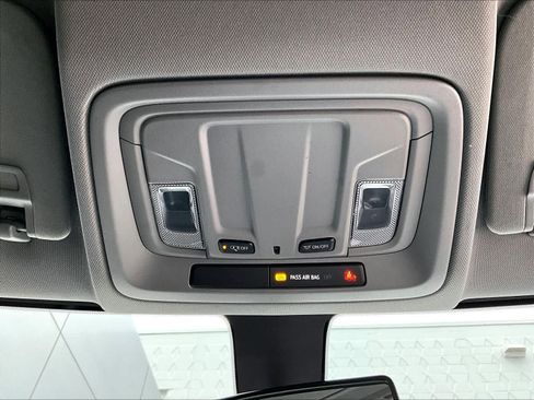 Used 2019 Chevrolet Silverado 1500 Custom Trail Boss w/ Custom Convenience Package image 22