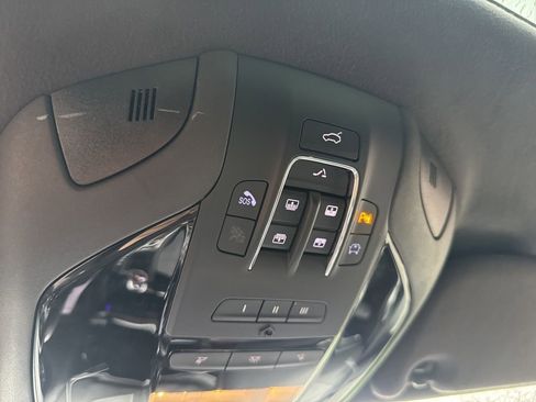 Used 2023 Maserati Levante Modena image 23