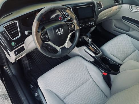 Used 2015 Honda Civic EX image 4
