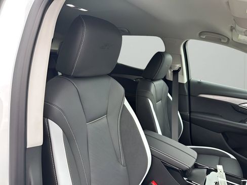 New 2026 Buick Envision Sport Touring image 15