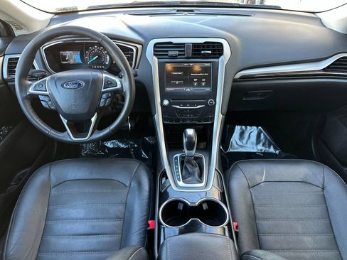 Used 2014 Ford Fusion SE w/ Equipment Group 202A image 14