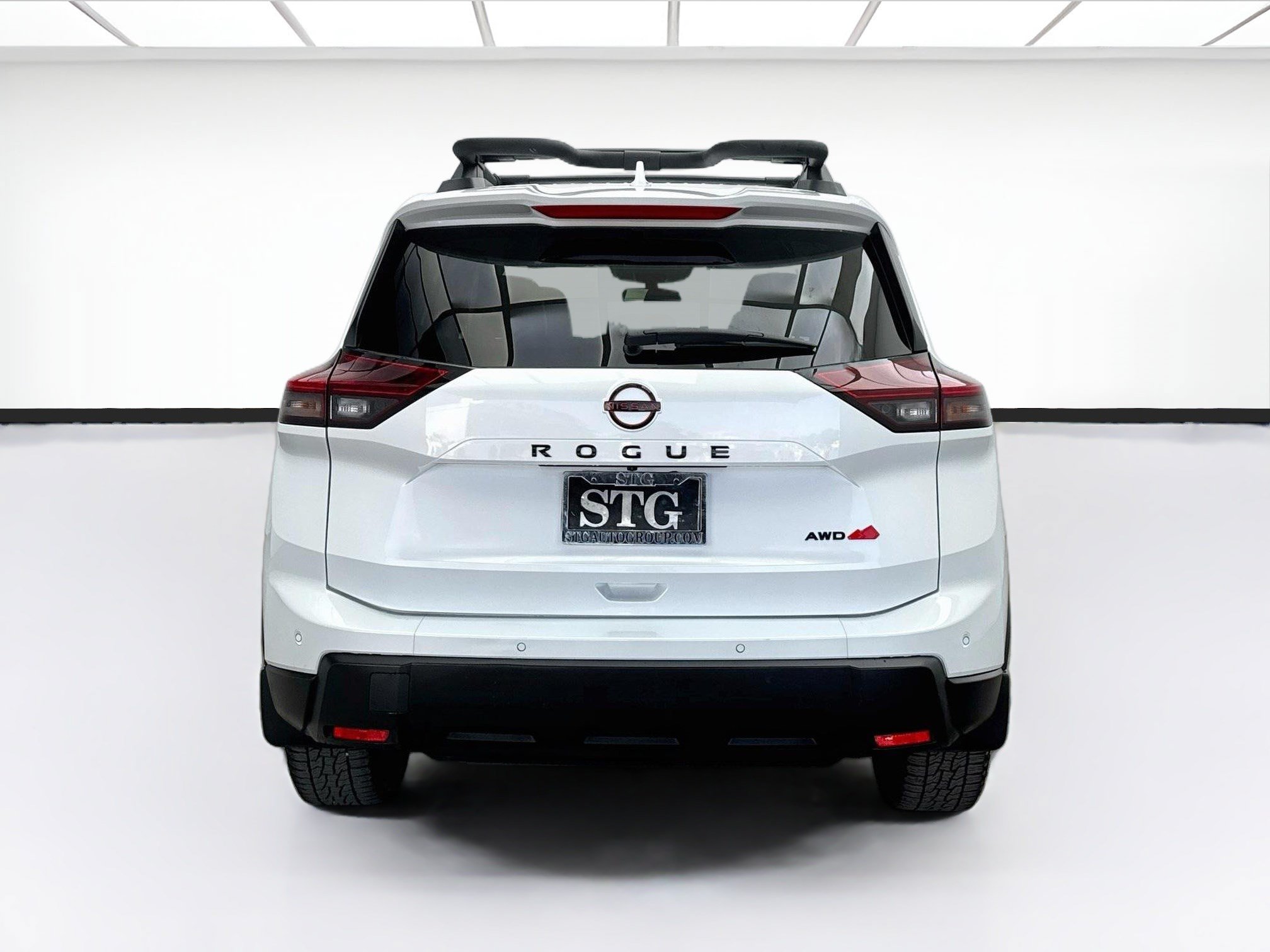 Used 2025 Nissan Rogue SV AWD/4WD image 5