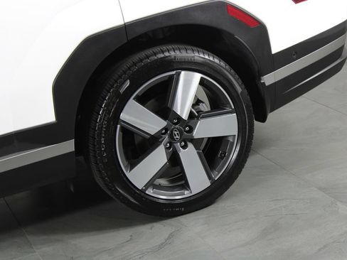 Certified 2025 Hyundai Santa Fe Limited FWD image 15