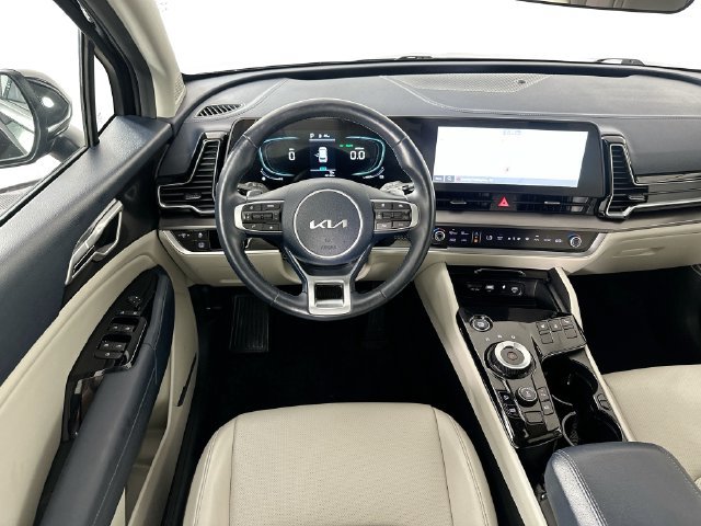Used 2023 Kia Sportage EX AWD/4WD image 10