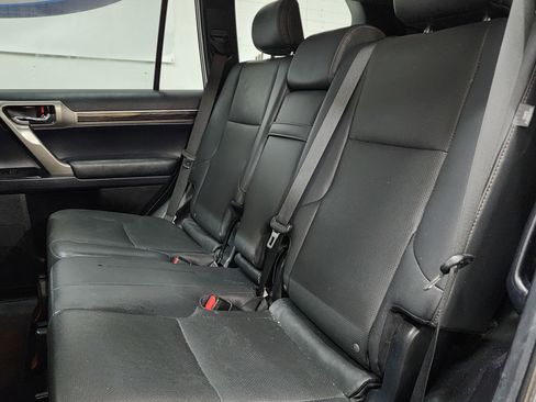 Used 2021 Lexus GX 460 Premium image 17