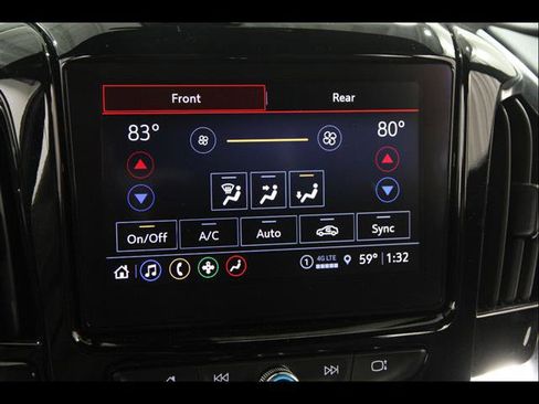 Used 2023 Chevrolet Traverse LT AWD/4WD image 12