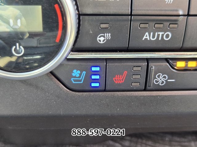 Used 2021 Ford Expedition Limited RWD image 25