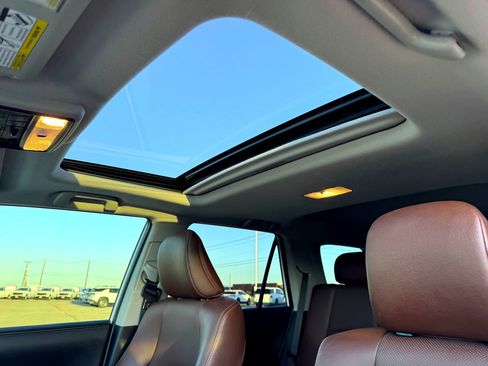 Used 2023 Toyota 4Runner Limited image 14