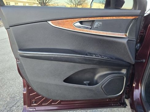 Used 2018 Lincoln MKX Reserve image 14