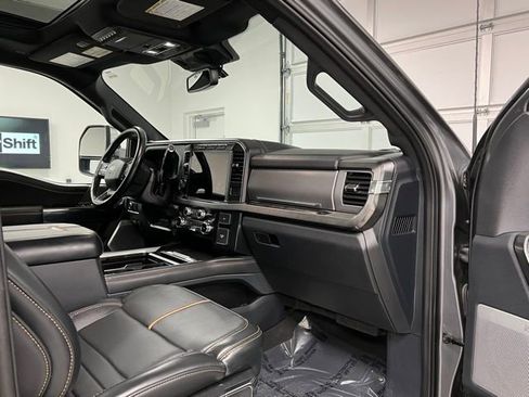 Used 2024 Ford F450 Platinum w/ FX4 Off-Road Package AWD/4WD image 57
