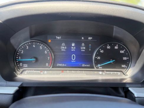 Used 2022 Ford Explorer XLT w/ Equipment Group 202A AWD/4WD image 25