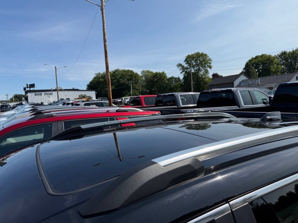 New 2027 GMC Terrain Denali w/ LPO, Black Badging Package AWD/4WD image 7
