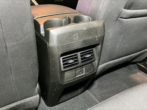 Used 2024 Chevrolet Colorado LT w/ LT Convenience Package AWD/4WD image 12