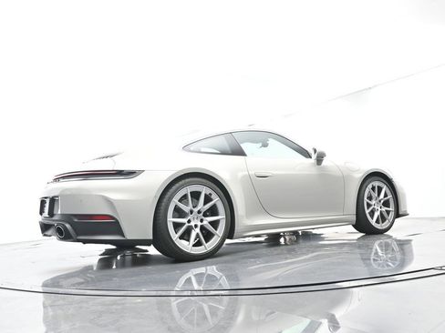 Certified 2025 Porsche 911 Carrera RWD image 50