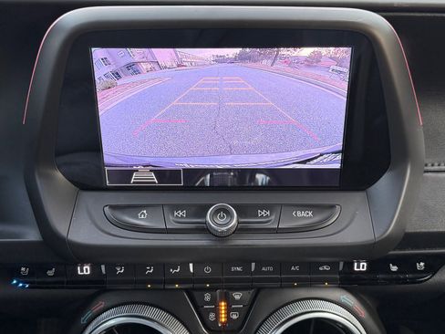 Used 2020 Chevrolet Camaro SS image 31