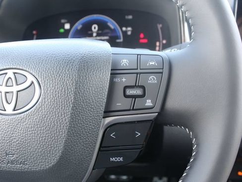 Certified 2026 Toyota Camry SE FWD image 39