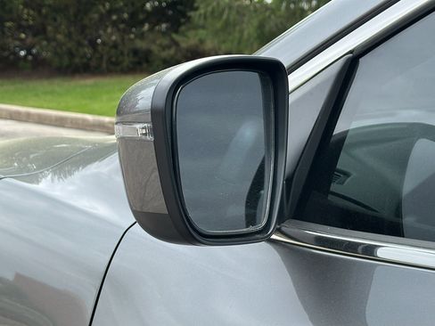 Certified 2021 Nissan Rogue Sport SV image 12