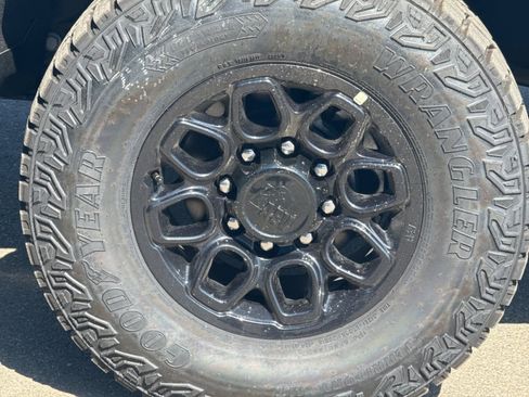 New 2025 Chevrolet Silverado 2500 ZR2 w/ ZR2 Bison Edition image 24