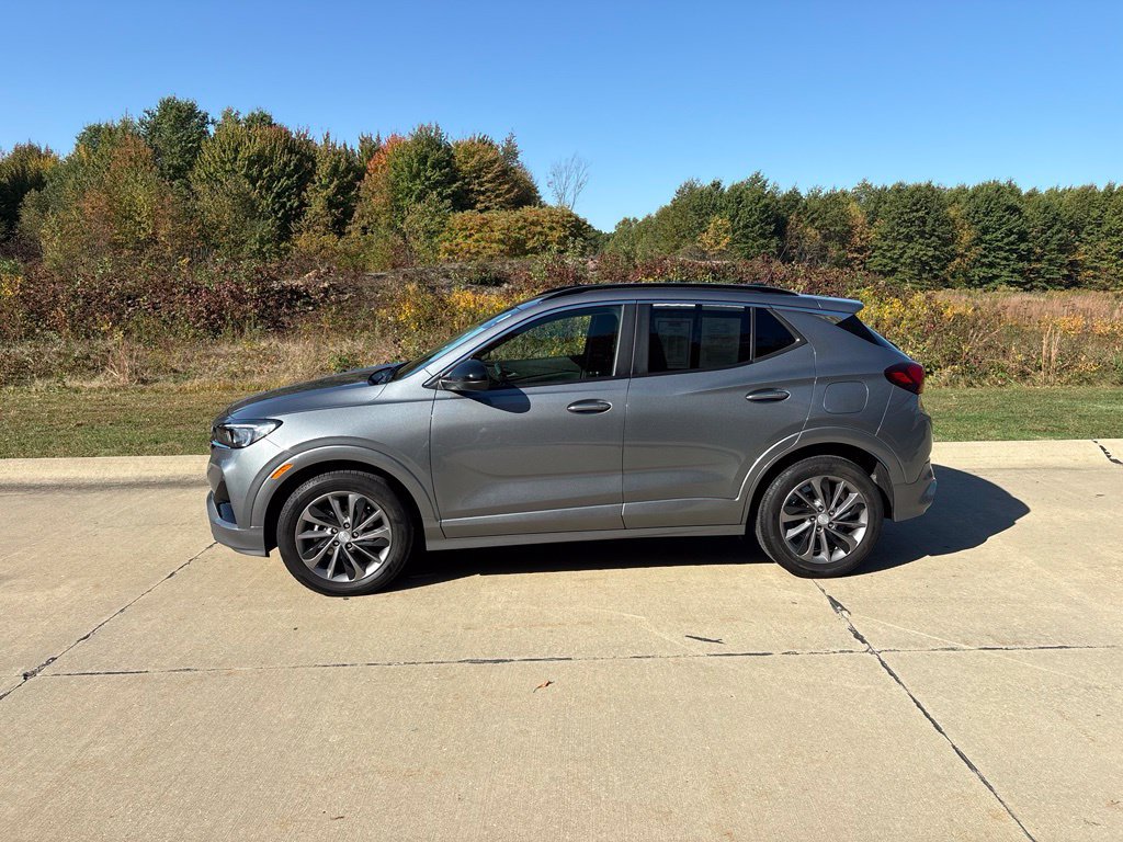 Used 2022 Buick Encore GX Select w/ Experience Buick Package FWD image 6