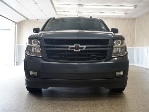 Used 2020 Chevrolet Suburban Premier AWD/4WD image 2