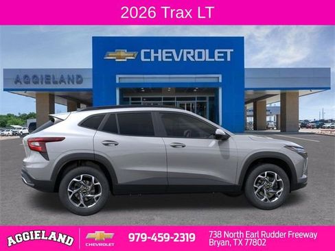 New 2026 Chevrolet Trax LT image 5
