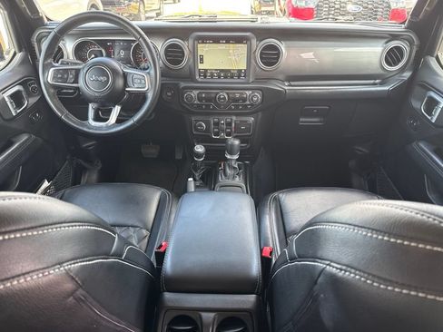 Used 2021 Jeep Wrangler Unlimited Sahara AWD/4WD image 11
