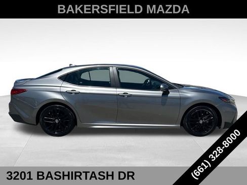 Used 2025 Toyota Camry SE FWD image 6